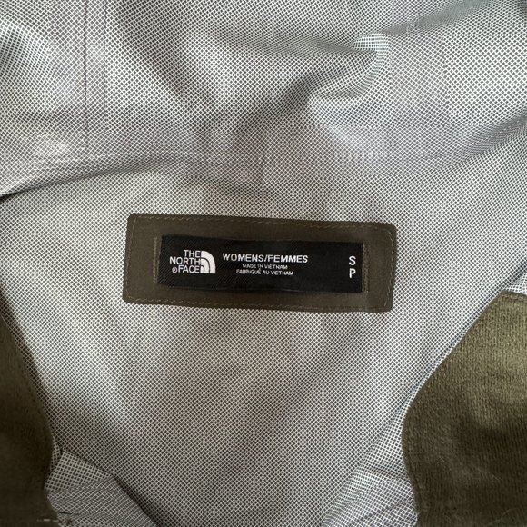 COPY - North Face women's allproof stretch jacket - Picture 3 of 4